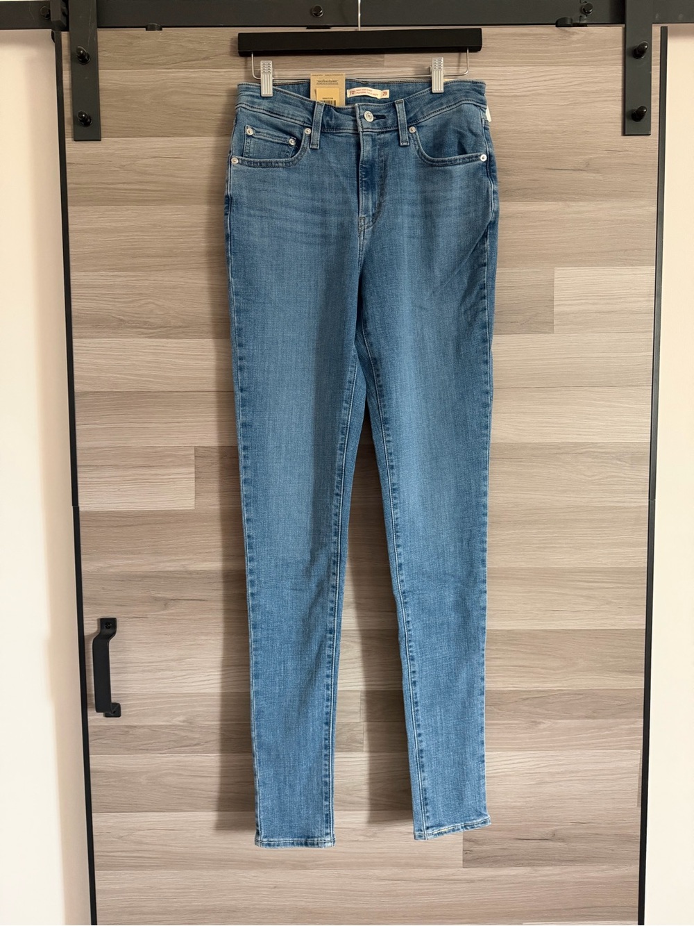 Levi's 721 High-Rise Skinny Jeans Size 29x34 NWT